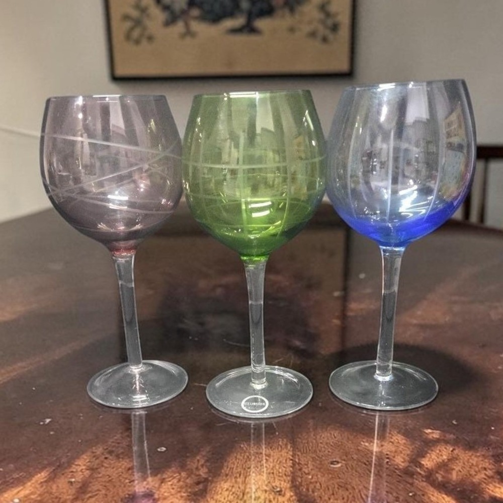 Fifth Avenue Crystal Medallion Balloon Wine Glasses, Set of 3, Vintage Inspired